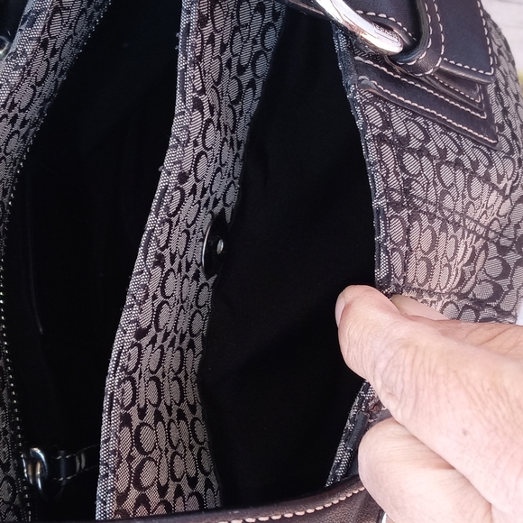 COACH C PRINT PURSE/BAG WITH LEATHER HANDLES - Picture 2 of 10